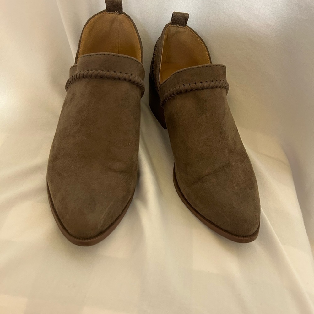 Qupid Women's muted green Suede Loafers. Perfect fall shoes for slacks, jeans.